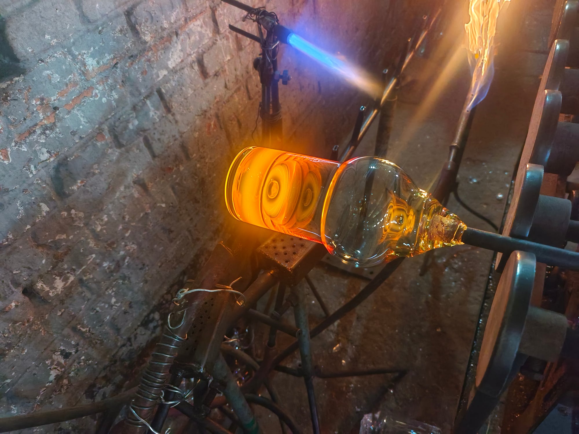 Crystal glassware craftsmanship